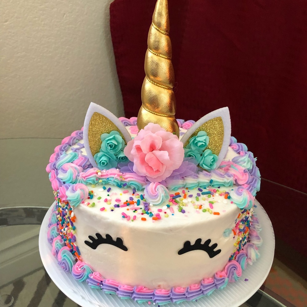 Meet your Posher, Stella